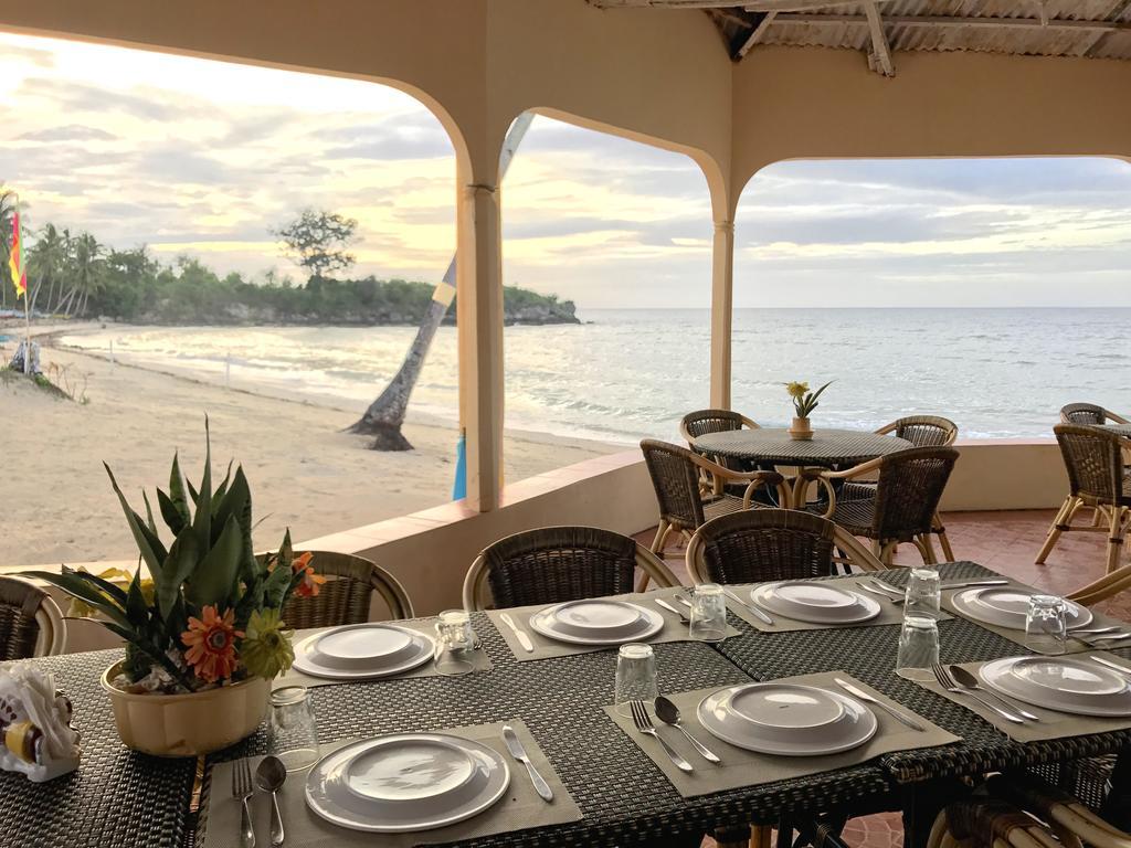 Casa Del Mar Beach Resort San Remigio  Eksteriør billede