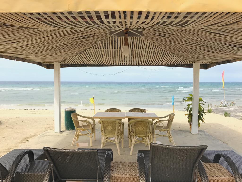Casa Del Mar Beach Resort San Remigio  Eksteriør billede