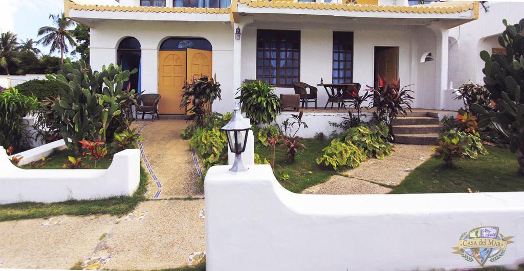 Casa Del Mar Beach Resort San Remigio  Eksteriør billede