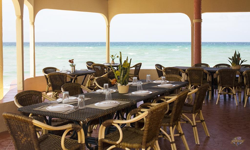 Casa Del Mar Beach Resort San Remigio  Eksteriør billede