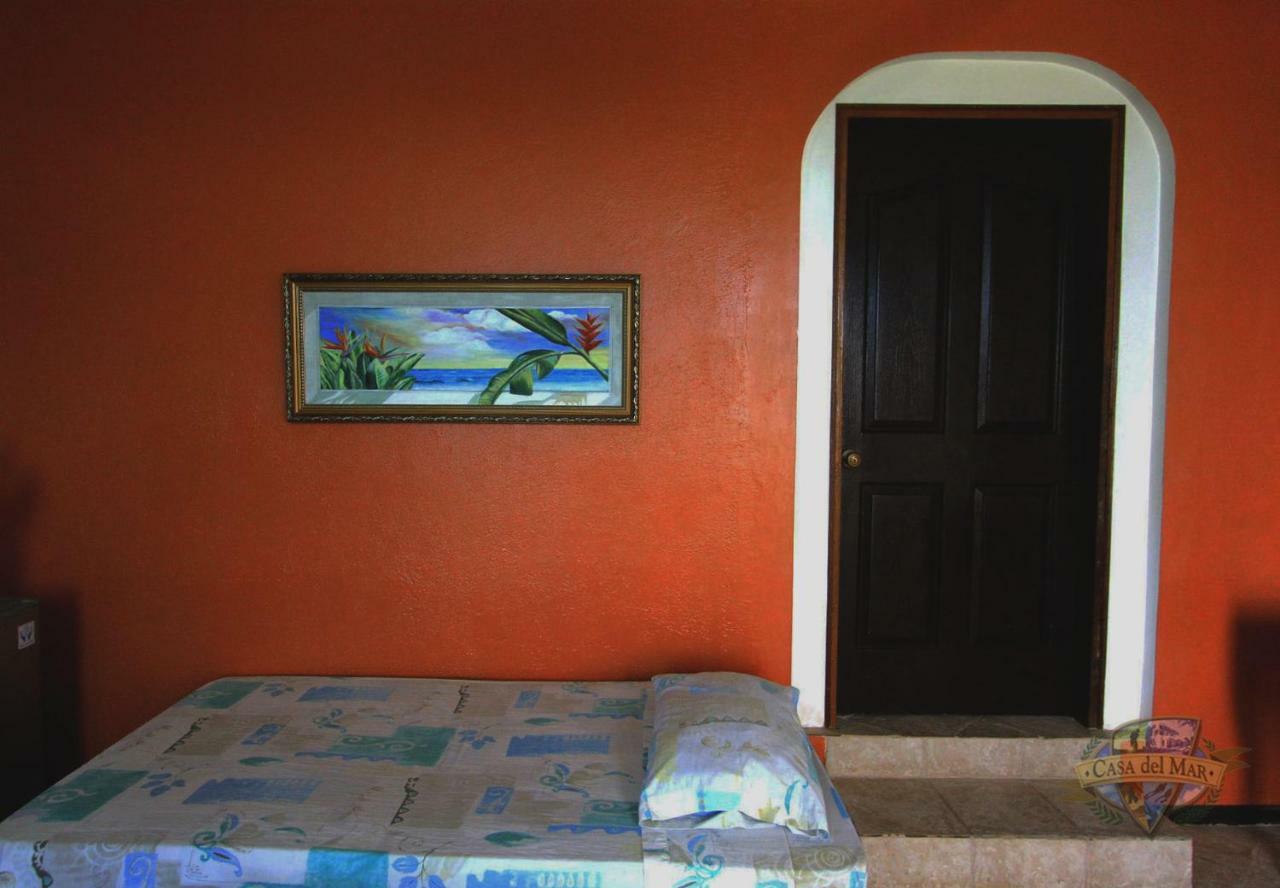 Casa Del Mar Beach Resort San Remigio  Eksteriør billede