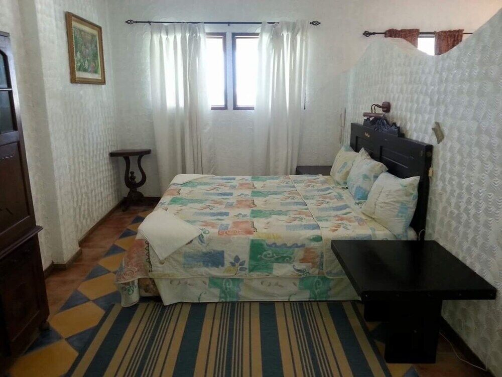 Casa Del Mar Beach Resort San Remigio  Eksteriør billede